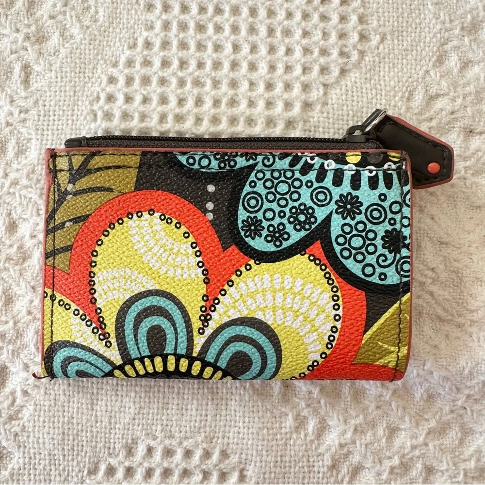 Vera Bradley Wallet Multicolor Flower Shower Floral Preppy Colorful Zip Top Card
